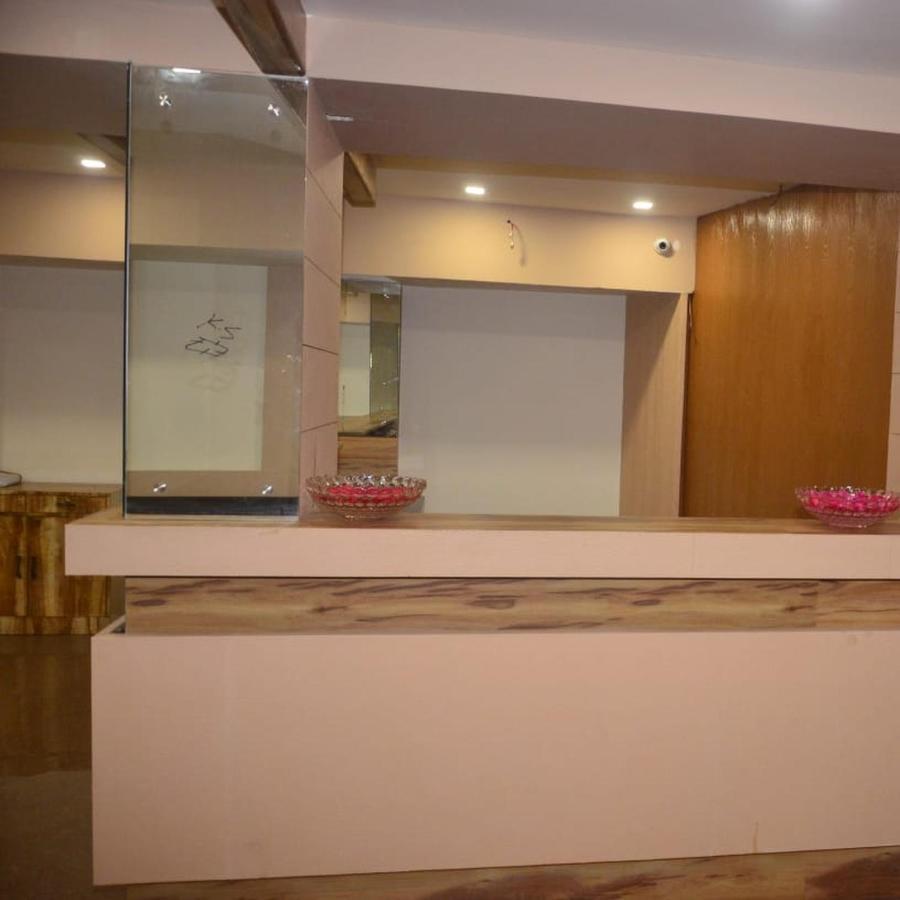 Hotel Poonam Rāipur Extérieur photo